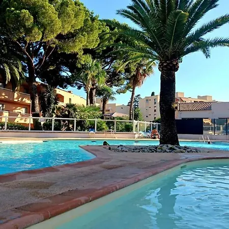 T2 Avec Piscine Lägenhet